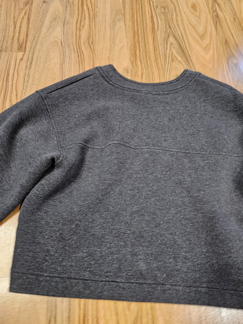 Banana Republic Heather Charcoal  Scuba V-Neck Sweatshirt - Picture 10 of 16